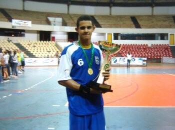 atleta-marialvense-e-campeao-brasileiro-de-handebol