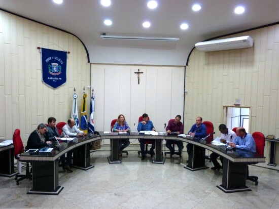 camara-aprova-17-emendas-a-ldo
