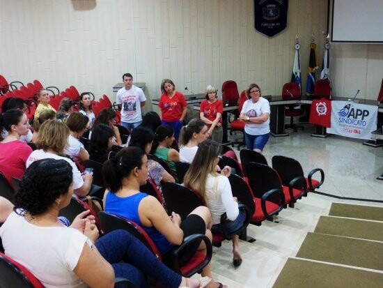 professores-das-escolas-estaduais-em-marialva-aderem-a-greve