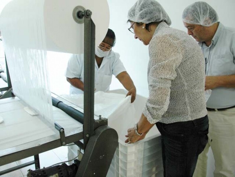 vereadora-recomenda-que-municipio-compre-maquina-para-fabricacao-de-fraldas
