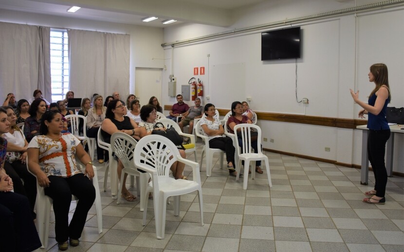 durante-semana-pedagogica-professores-conhecem-o-programa-camara-jovem