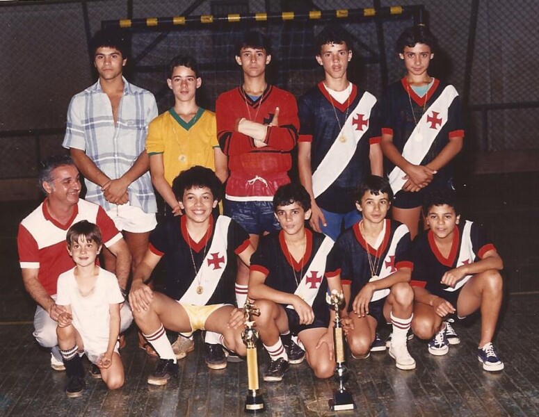 060819144825_fotos_da_historia_de_marialva_no_futsal_e_futebol_ano_de_1989_2__copia_jpg.jpg