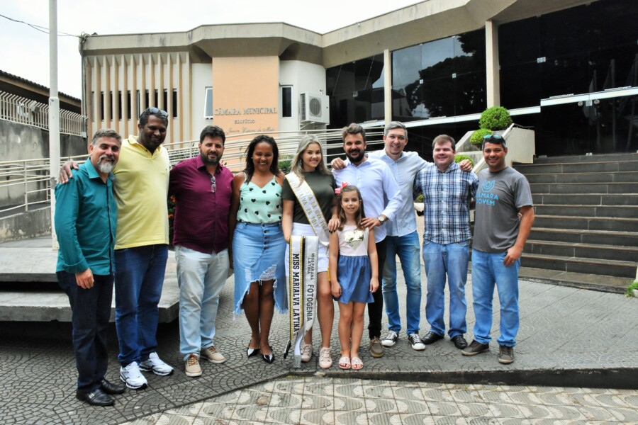 melanie-moraes-quer-ser-a-a-representante-marialvense-no-miss-parana-2020