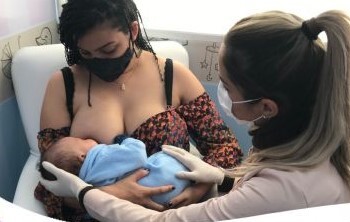 marialva-tera-mamaco-para-celebrar-a-semana-dourada-do-aleitamento-materno