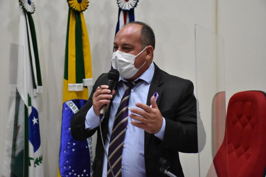 administracao-atende-reivindicacao-de-vereador-paulinho-e-equipe-do-esporte-realiza-a-manutencao-das-atis