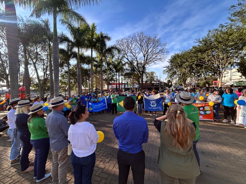 camara-de-marialva-participa-de-caminhada-em-defesa-da-apae-e-da-educacao-especial